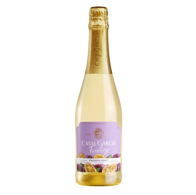 Cocktail Casal Garcia Fruitzy Maracujá