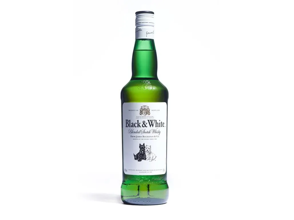 Whisky novo Black & White 0,70 L