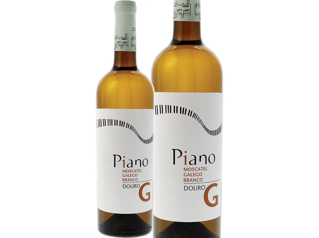 Vinho branco Piano moscatel galego douro 0,75 L