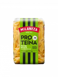 Massa Penne com Proteína Milaneza