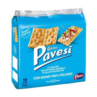Bolachas Crackers sem Sal na Superfície Gran Pavesi