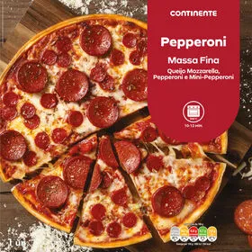 Pizza Pepperoni e Salame Continente