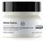 L’Oréal Professionnel Serie Expert Metal Detox máscara de nutrição profunda para cabelo danificado e pintado 150 ml